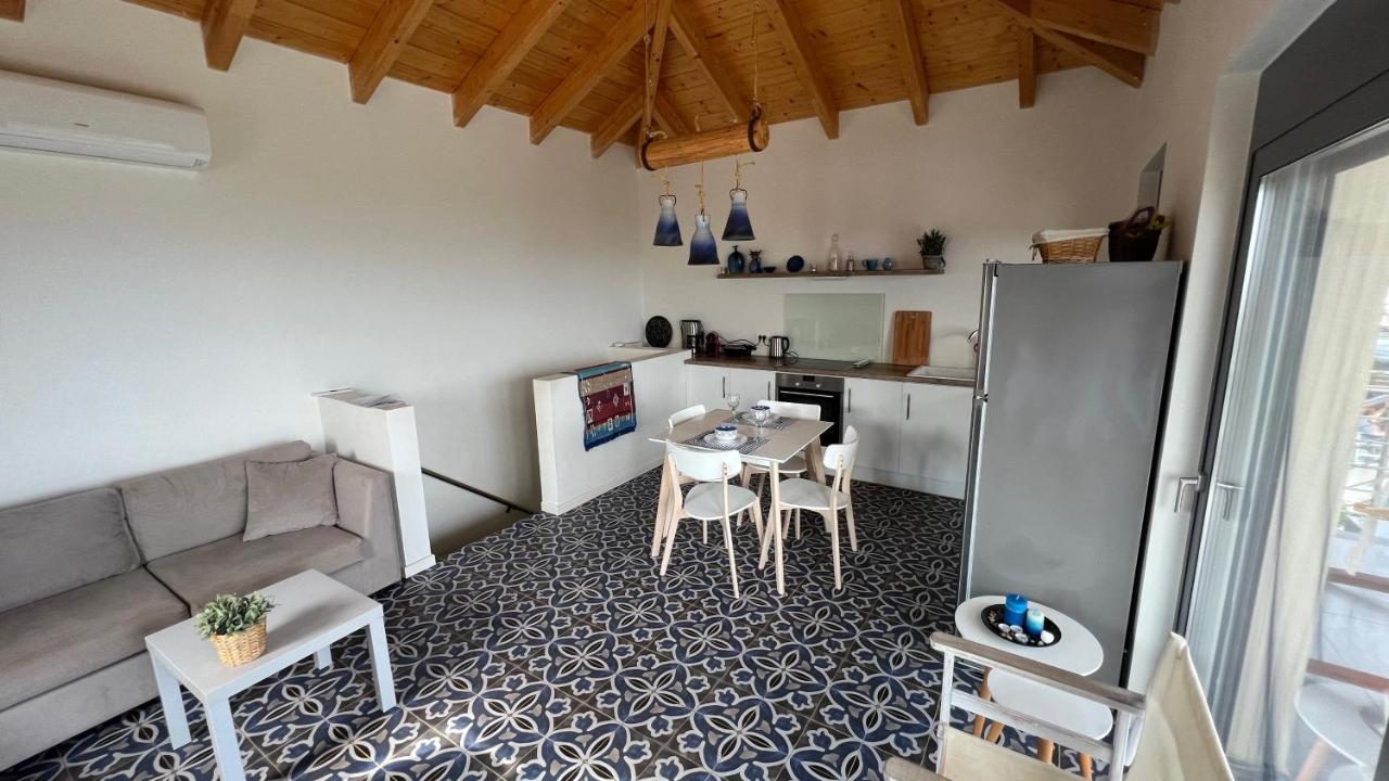 Luxurious Villa At A Unique Spot Agios Nikolaos  Bagian luar foto