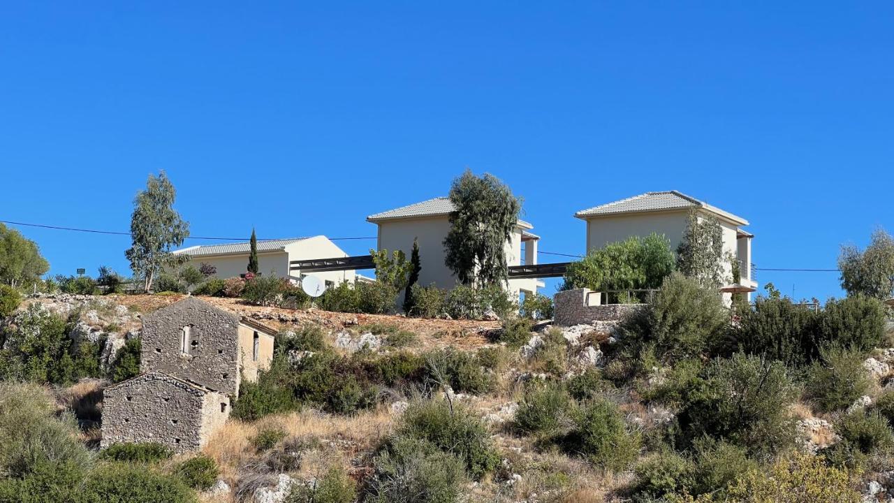 Luxurious Villa At A Unique Spot Agios Nikolaos  Bagian luar foto