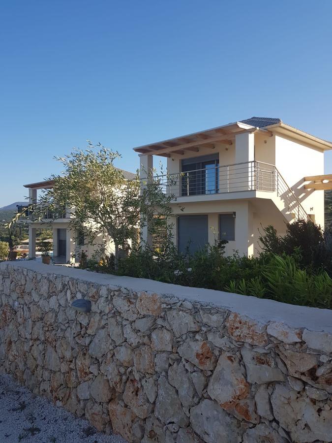 Luxurious Villa At A Unique Spot Agios Nikolaos  Bagian luar foto